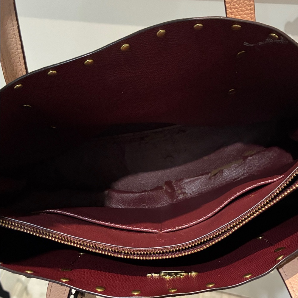 Coach Studded Leather Tote👝 - Picture 5 of 9